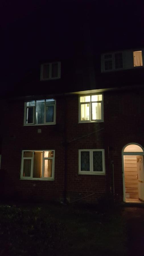 Splendid 4Bedrooms Shared Home Manchester Exterior foto