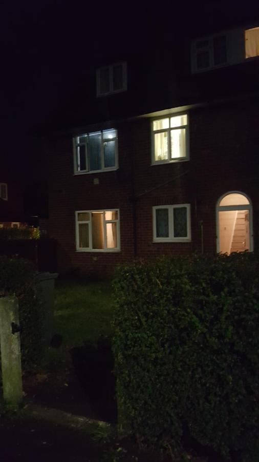 Splendid 4Bedrooms Shared Home Manchester Exterior foto